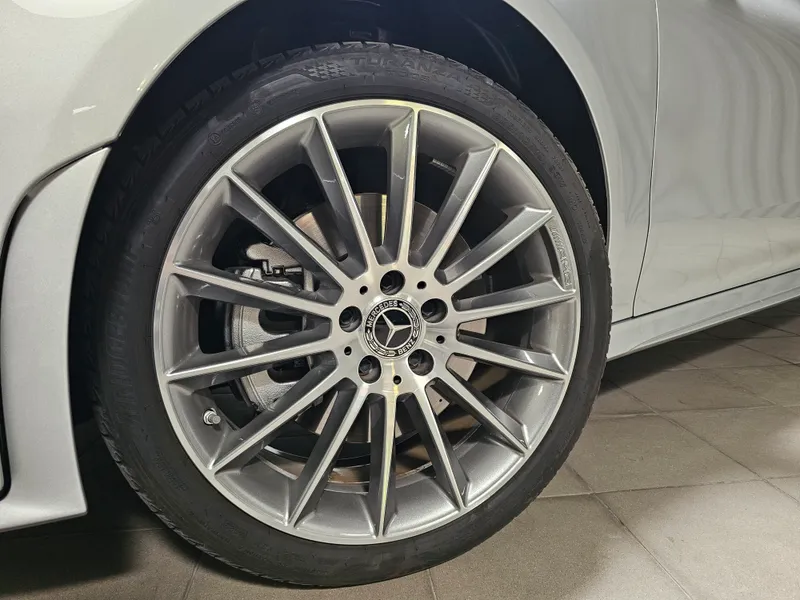 Mercedes Benz CLA 250 foto 35