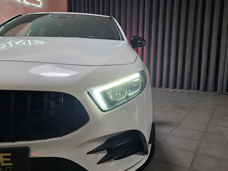 Mercedes Benz A 35 AMG foto 3