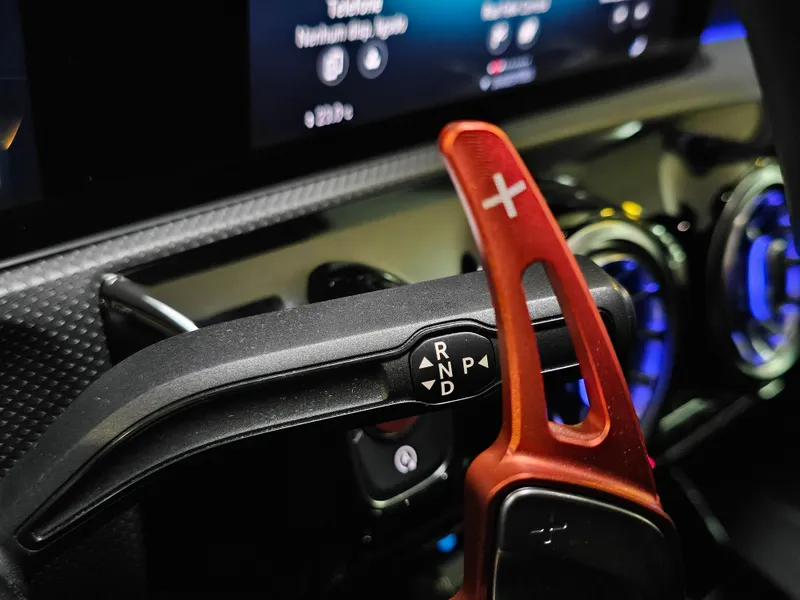 Mercedes Benz A 35 AMG foto 31