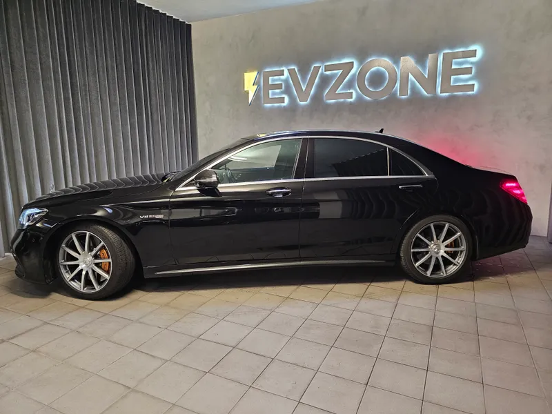 Mercedes Benz S 63 AMG foto 4