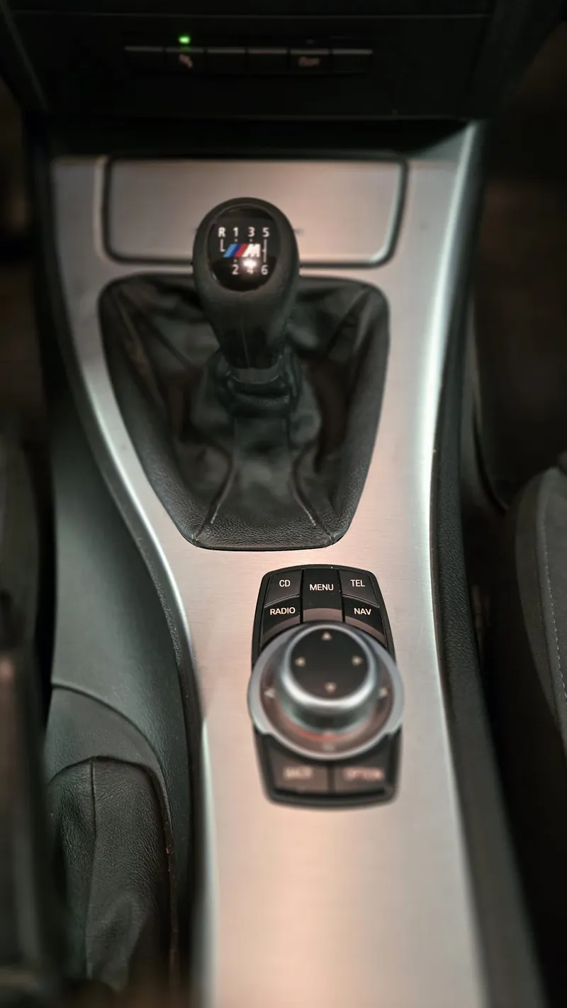 BMW 320 foto 11