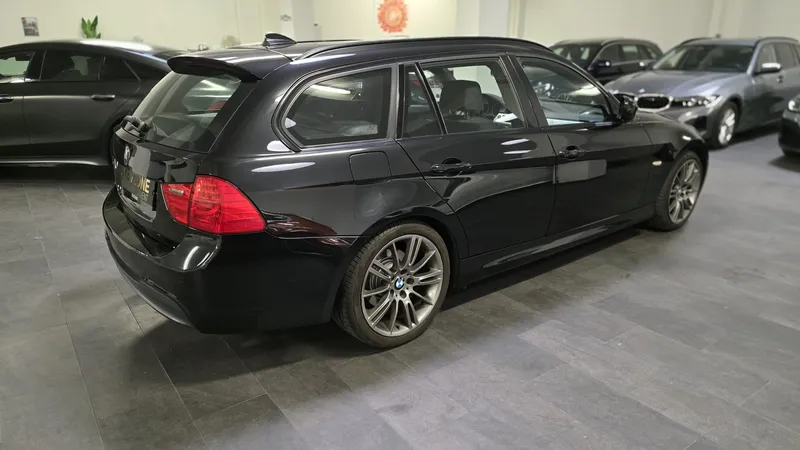 BMW 320 foto 5