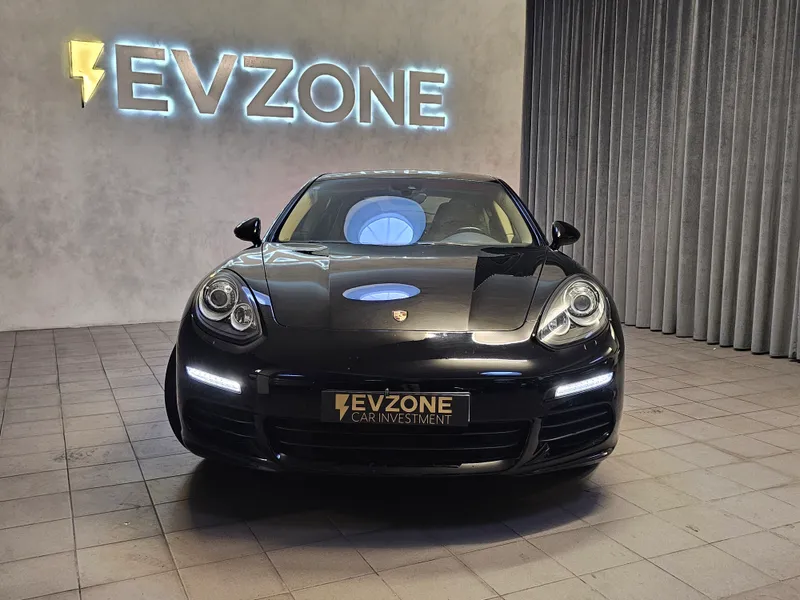 Porsche Panamera foto 3