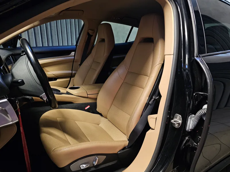 Porsche Panamera foto 19