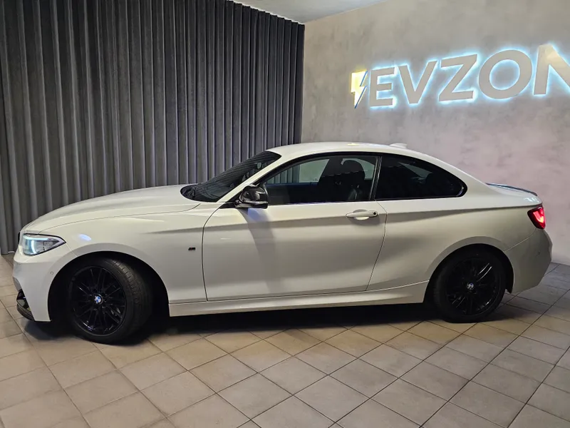 BMW 225 foto 5