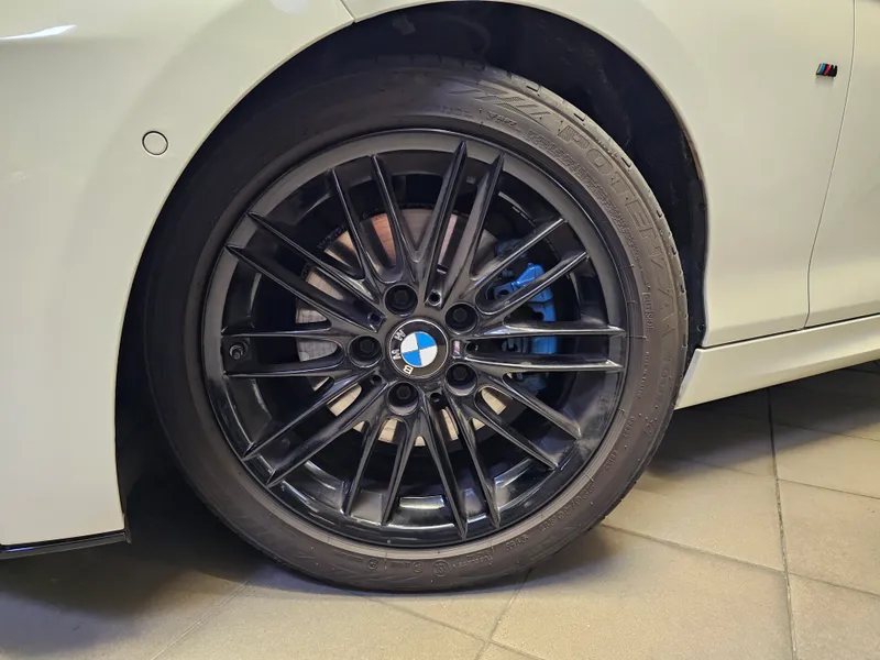 BMW 225 foto 29