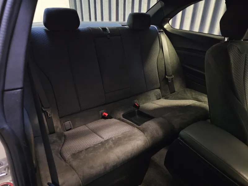 BMW 225 foto 23