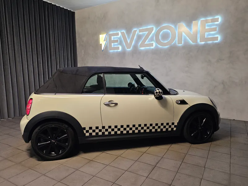MINI Cabrio foto 9