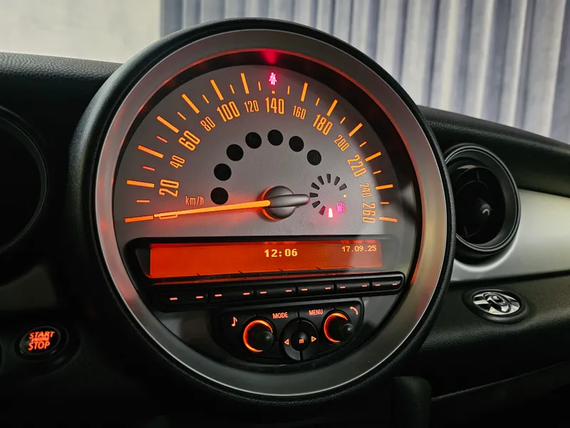 MINI Cabrio foto 17