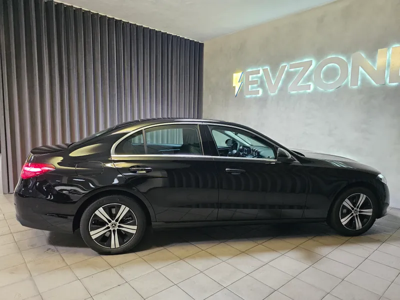 Mercedes Benz C 300 foto 6