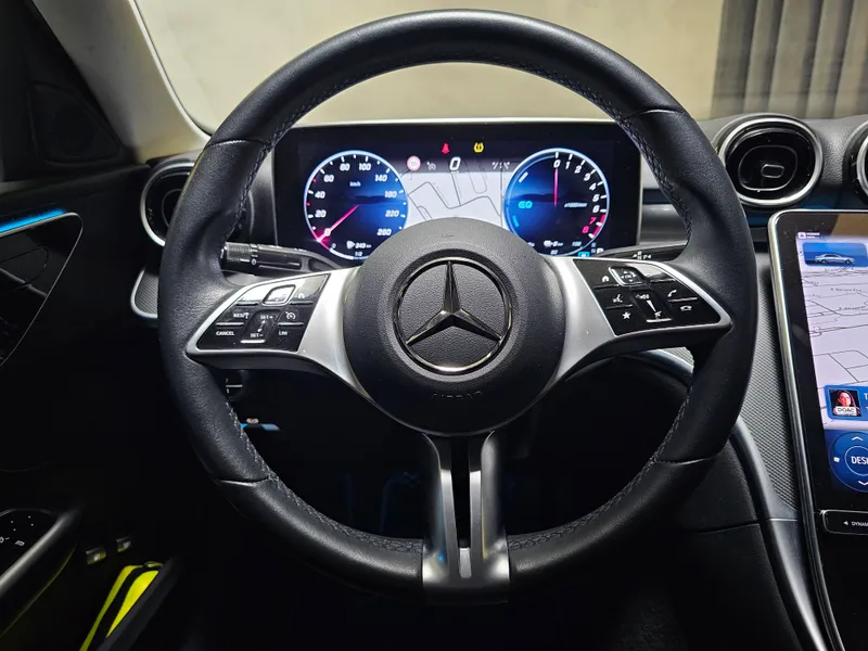 Mercedes Benz C 300 foto 12