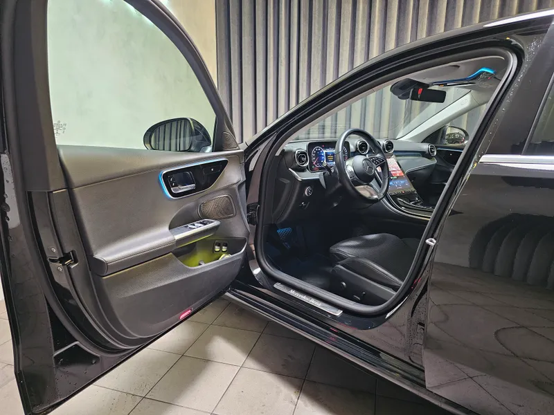 Mercedes Benz C 300 foto 7