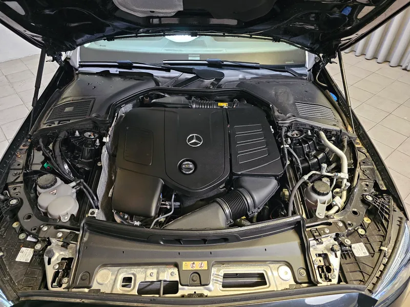 Mercedes Benz C 300 foto 28