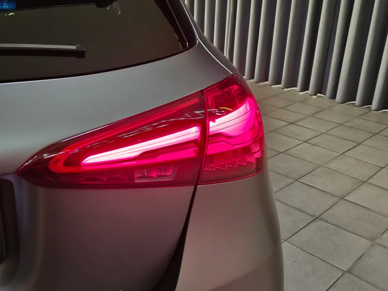 Mercedes Benz A 45 AMG foto 31