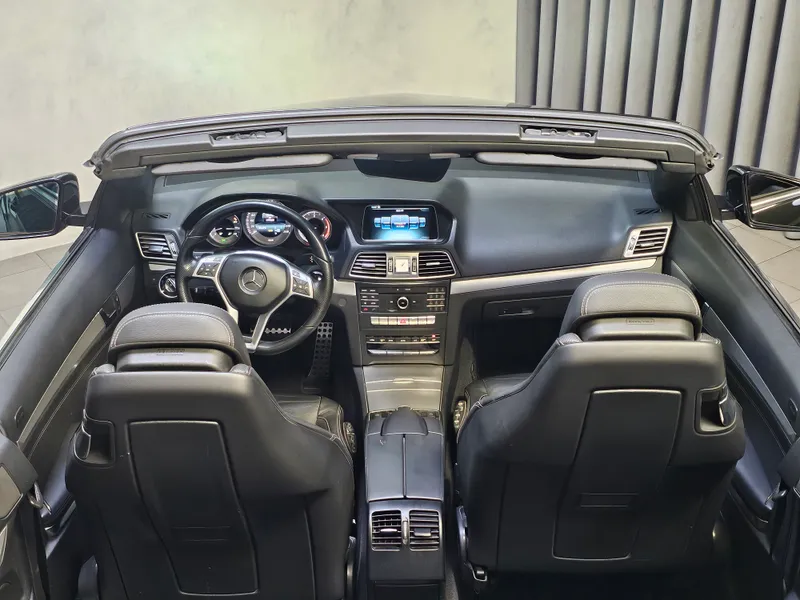 Mercedes Benz E 220 foto 15