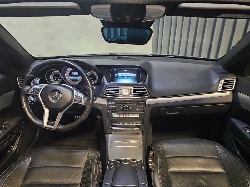 Mercedes Benz E 220 foto 16