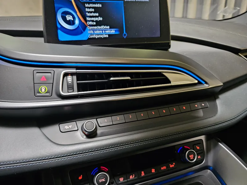 BMW i8 foto 19
