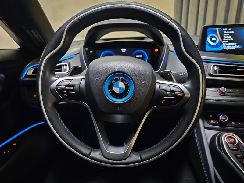 BMW i8 foto 16