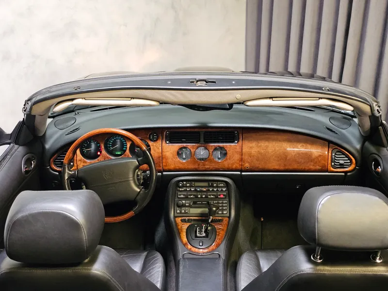 Jaguar XK foto 15