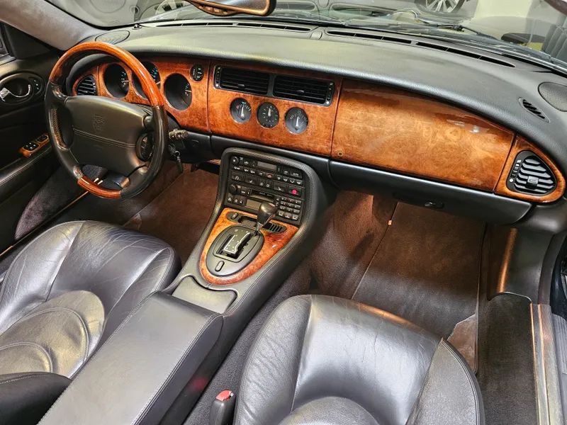 Jaguar XK foto 14