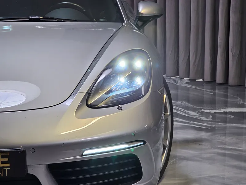 Porsche 718 Boxster foto 28