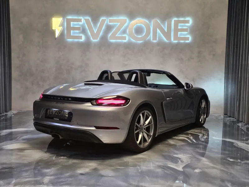 Porsche 718 Boxster foto 8