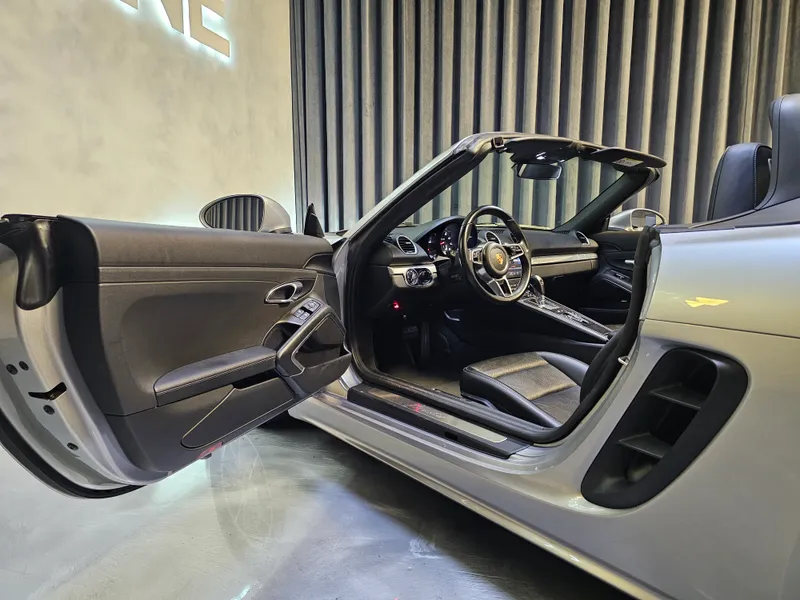 Porsche 718 Boxster foto 12