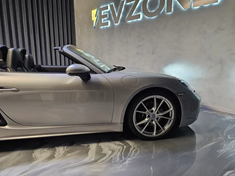 Porsche 718 Boxster foto 11