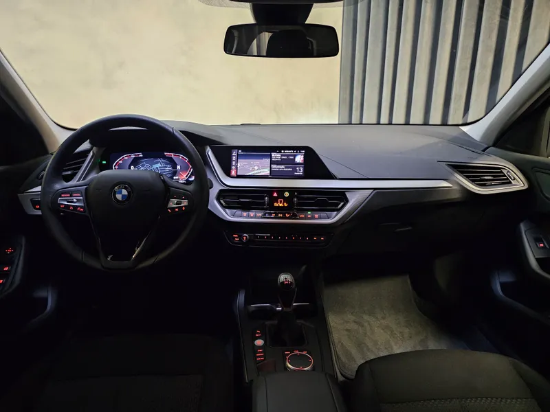BMW 116 foto 11