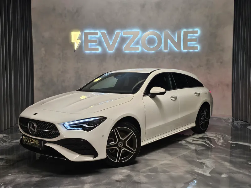 Mercedes Benz CLA 250 foto 3