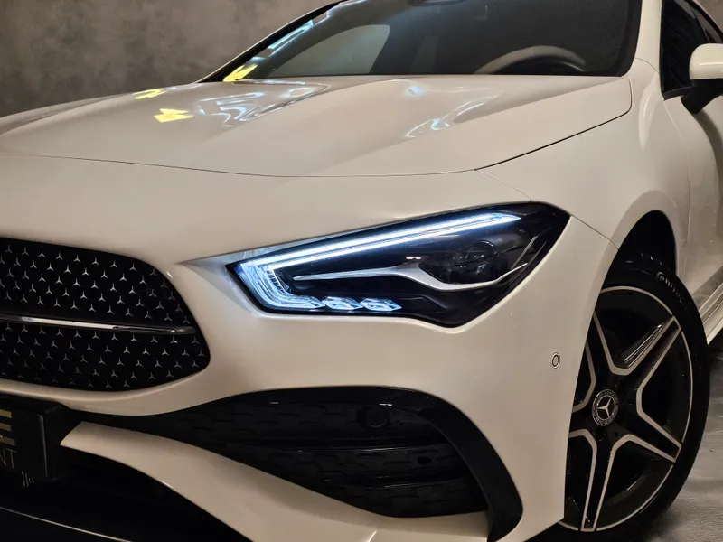 Mercedes Benz CLA 250 foto 35