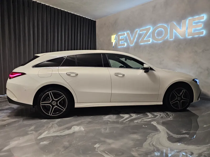 Mercedes Benz CLA 250 foto 7