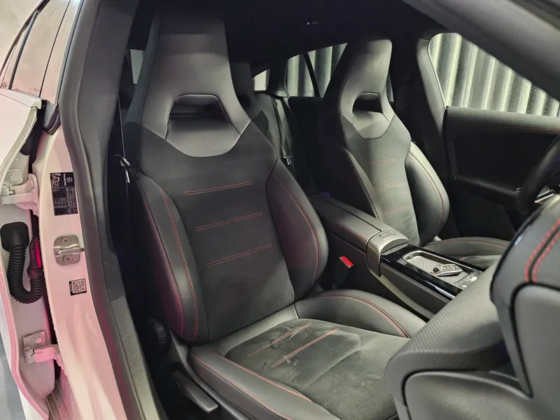 Mercedes Benz CLA 250 foto 20