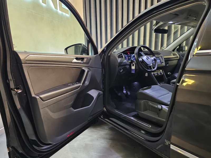 Volkswagen Tiguan foto 7