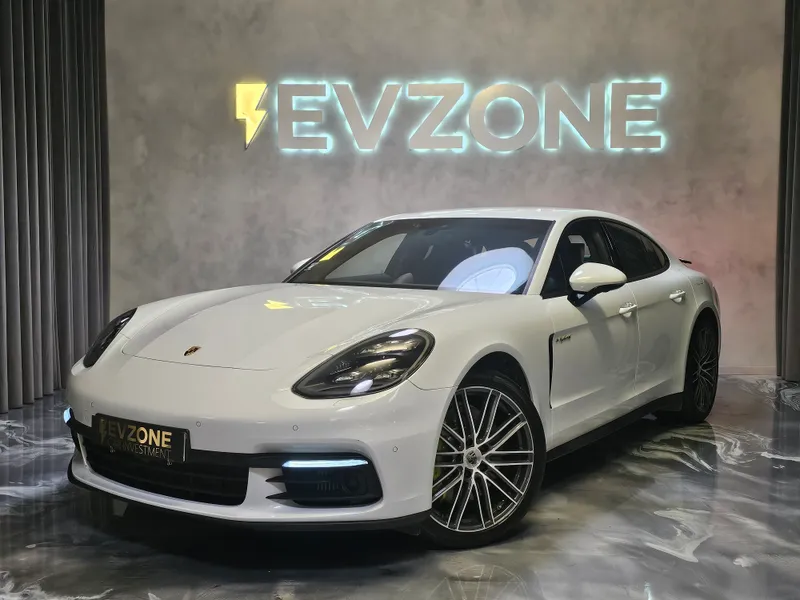 Porsche Panamera foto 4