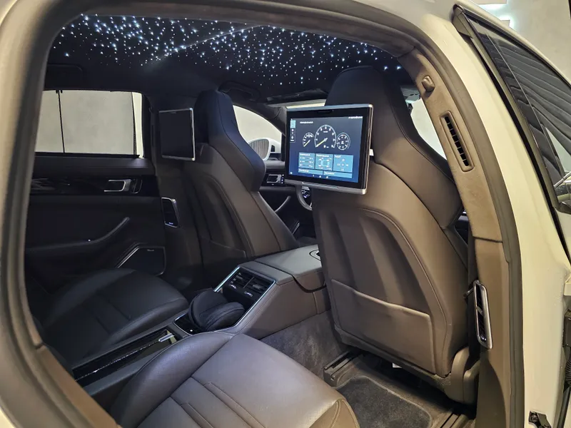 Porsche Panamera foto 25
