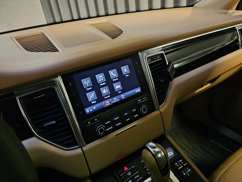 Porsche Macan foto 14