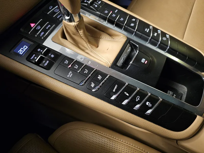 Porsche Macan foto 19
