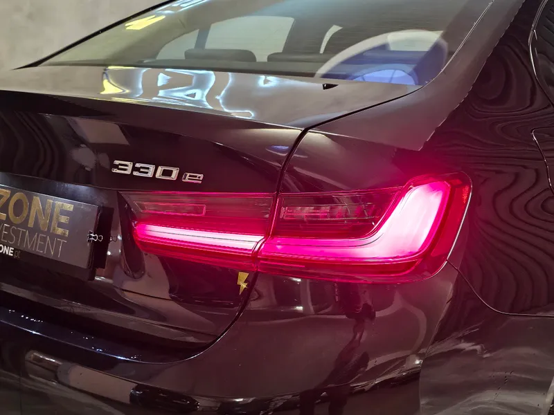 BMW 330 foto 25