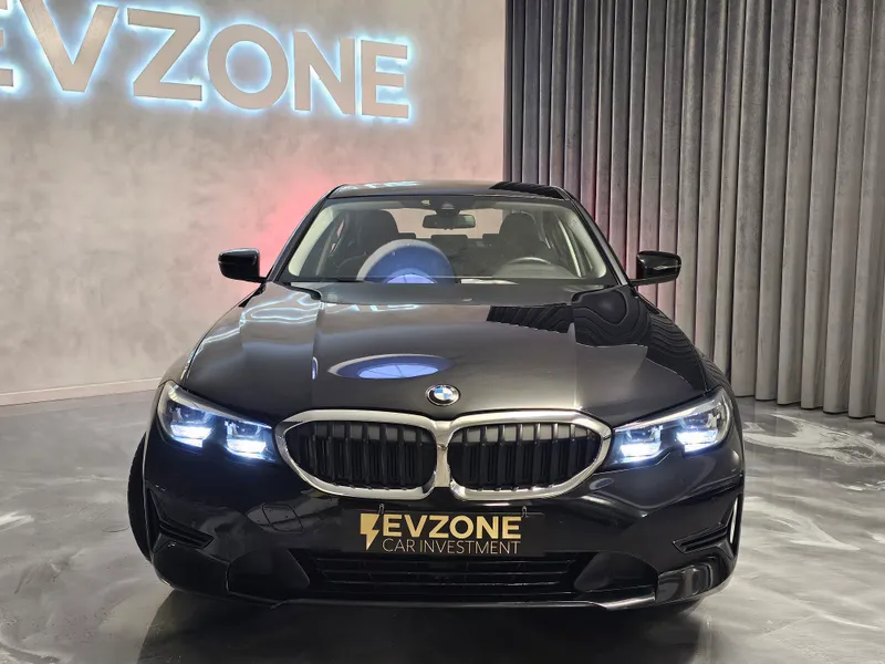 BMW 330 foto 2