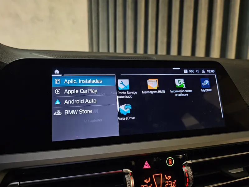 BMW 330 foto 16