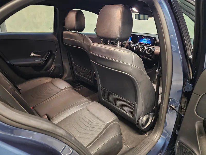 Mercedes Benz A 180 foto 22