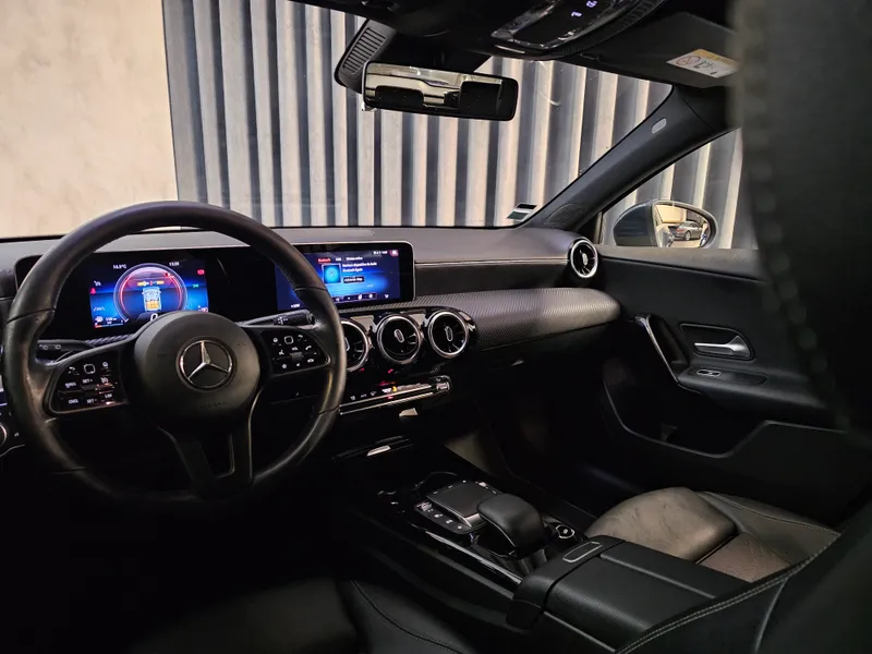 Mercedes Benz A 180 foto 9