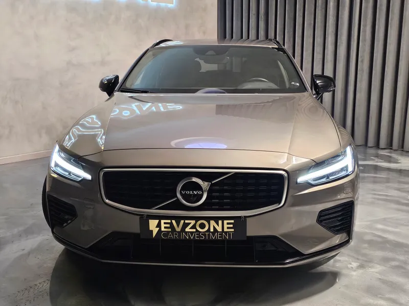 Volvo V60 foto 2