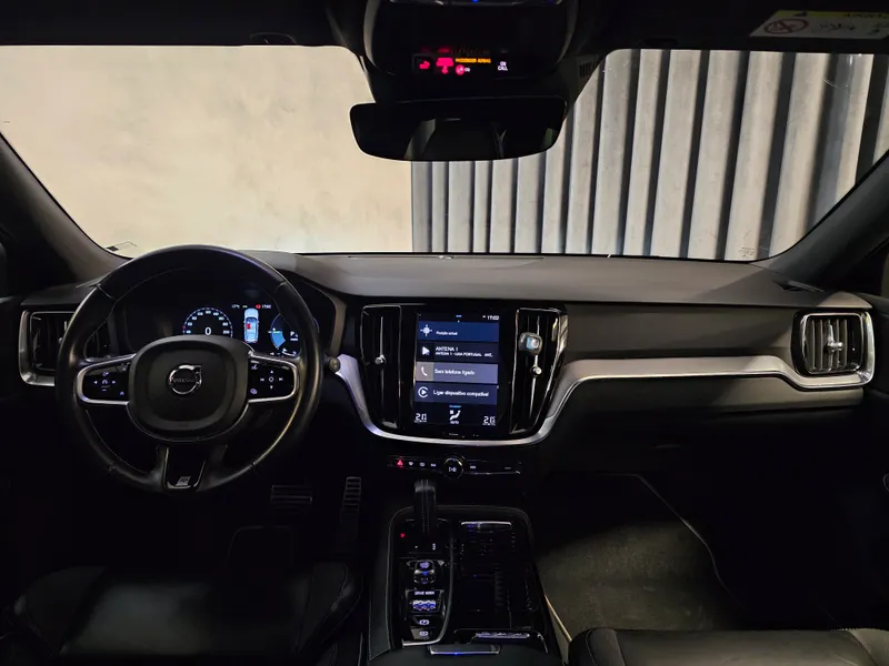 Volvo V60 foto 12