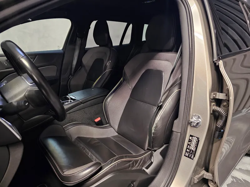 Volvo V60 foto 17