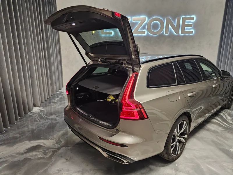 Volvo V60 foto 27