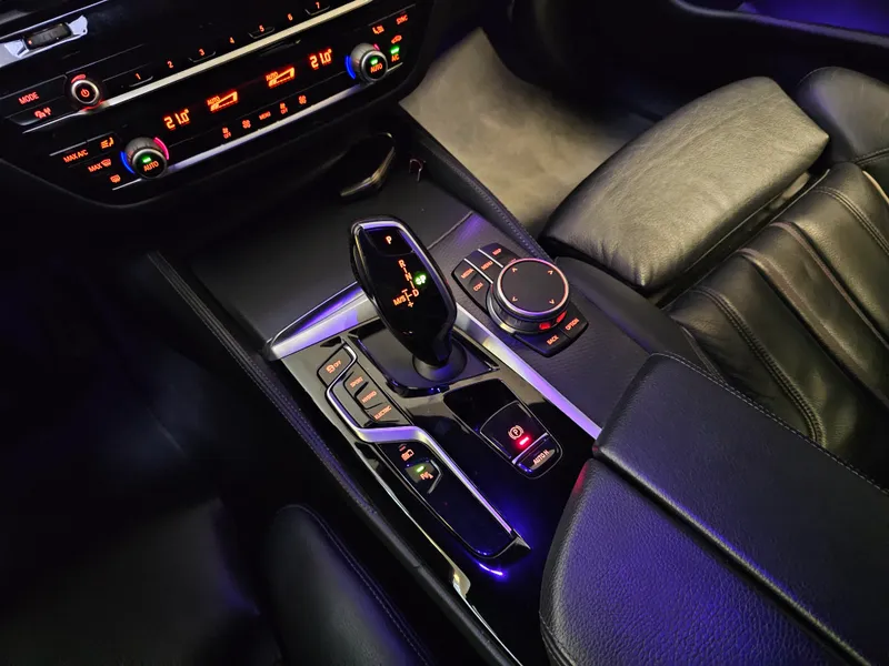 BMW 530 foto 16