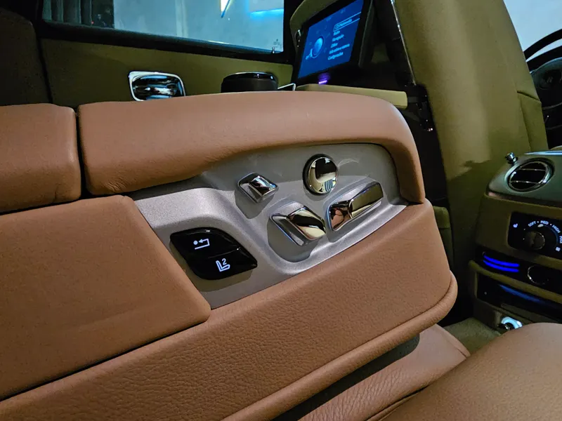 Rolls Royce Ghost foto 33