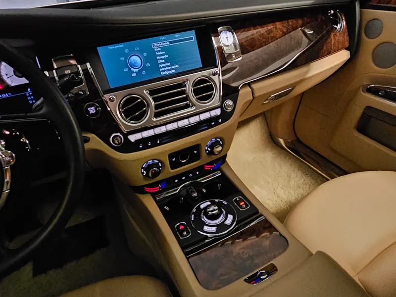 Rolls Royce Ghost foto 16